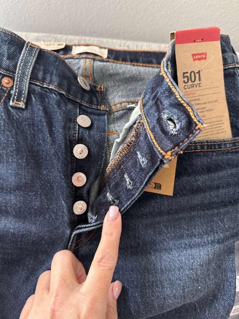Levi’s 27 x 28 501 curve